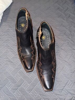 Ariat Women's Black Western Ankle Boots with Brown Stitching